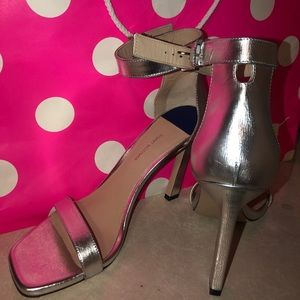 Stuart Weitzman Heels